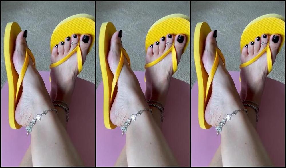 Sexyfeet47 Onlyfans So Where Do You Want To Put Your Stick In Front Or Back Of My Flip Flops