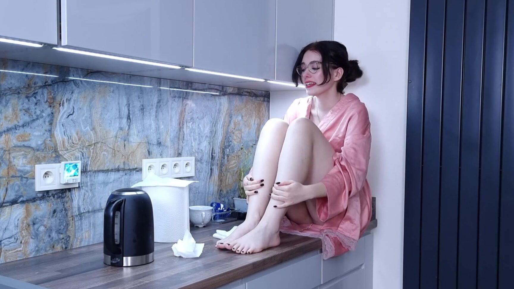 Adria Nite Step Moms Honking Secret