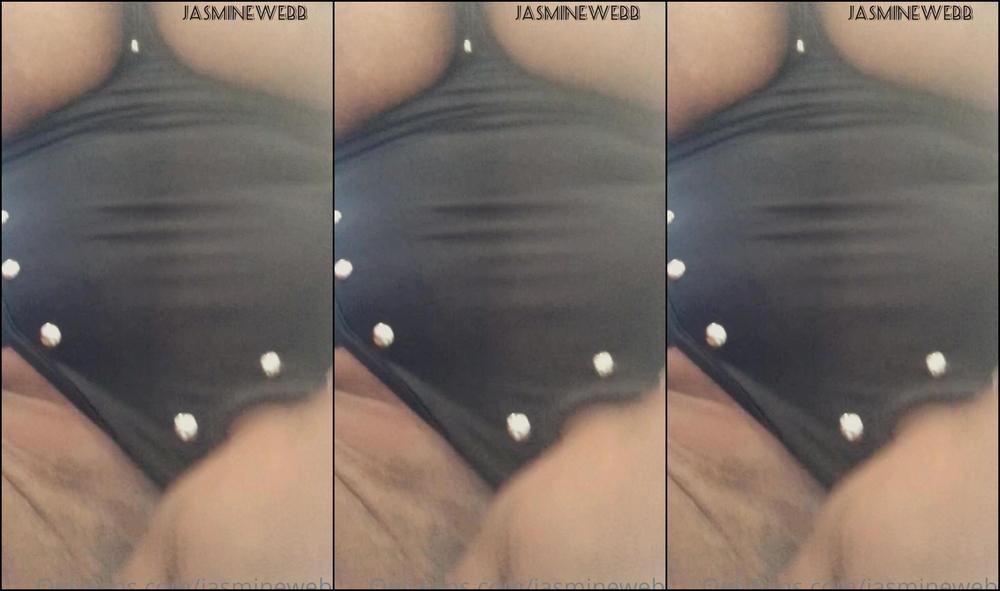 Jasminewebb Washing My Pussy So My Girlfriend Can Eat Me Out I M So Considerate