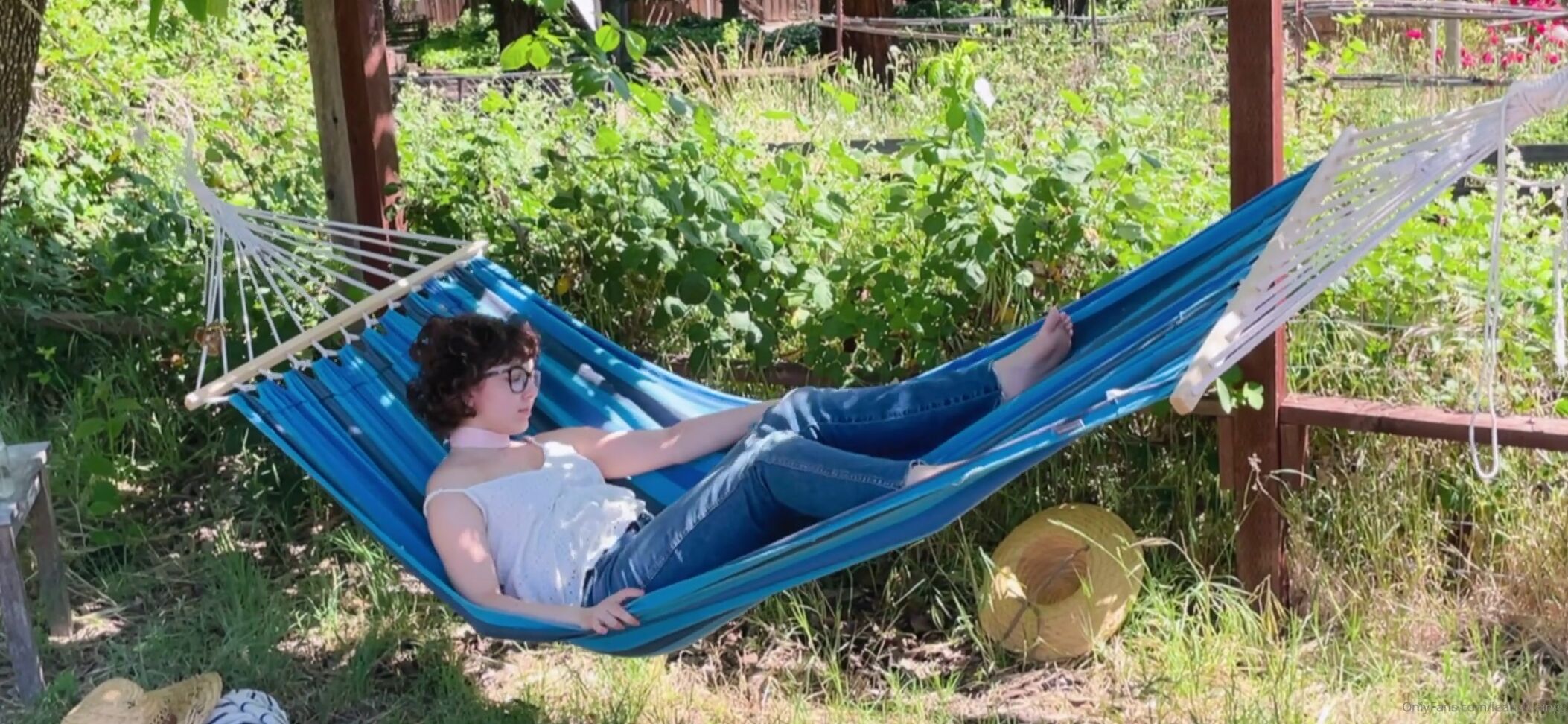 leanalovings-16-07-2021-2164725693-i-spent-a-day-daydreaming-and-touching