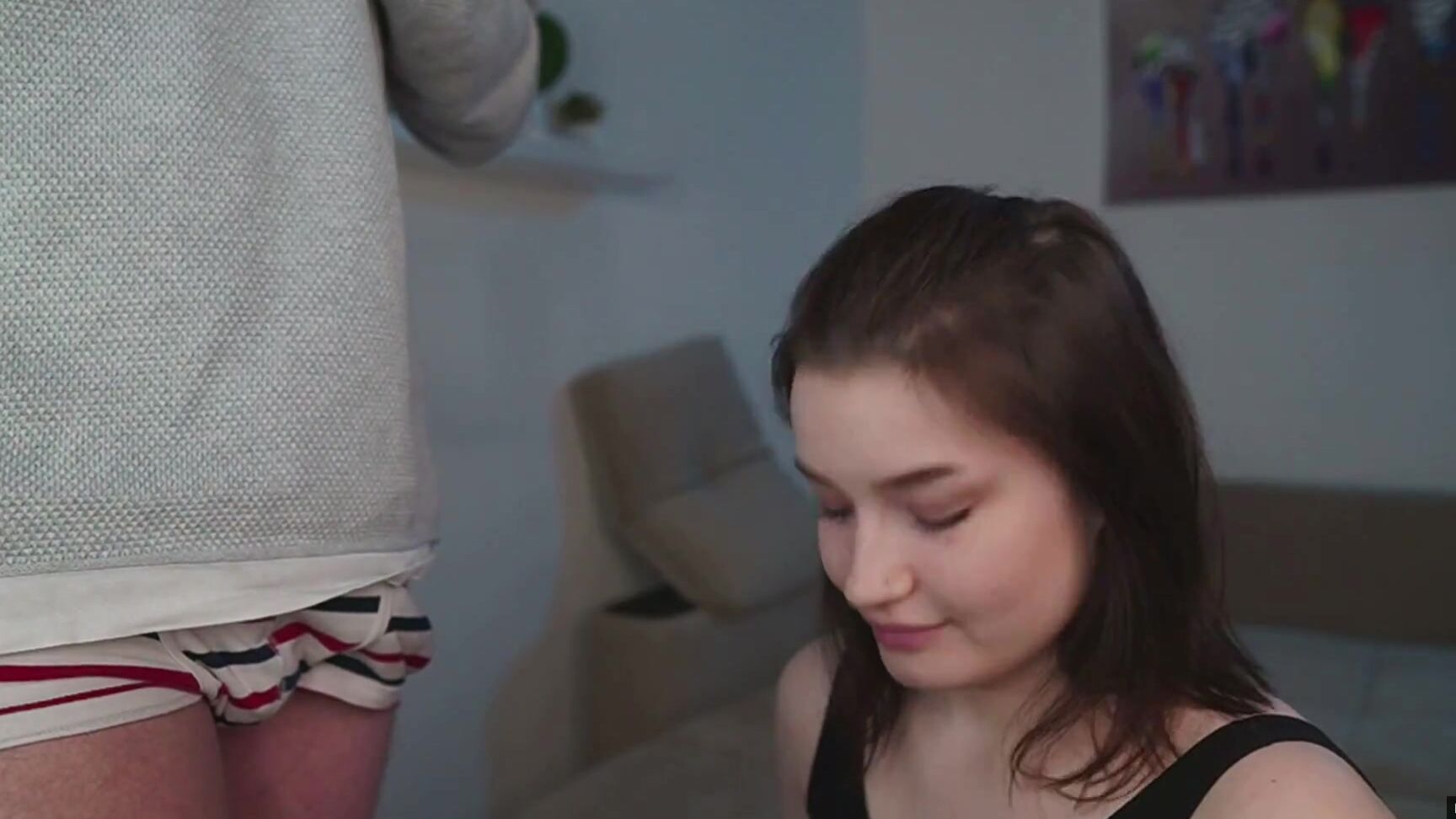 Personal Life ласкаю его член через трусы , дразню и глубоко глотаю Olivia Moore Pornhub