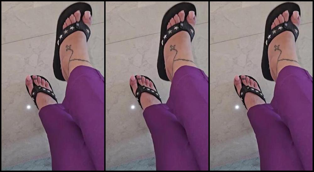 Sexyheels 18 Nicknamed Sexyheels18 05 22 2025 Onlyfans Video Dandling En Mis Plataformas Flip Flops