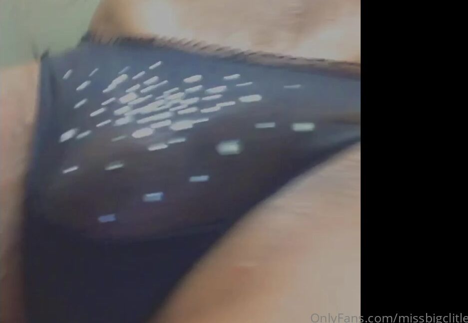 Missbigclitleelee Oil Me Up Or Wet Me Down