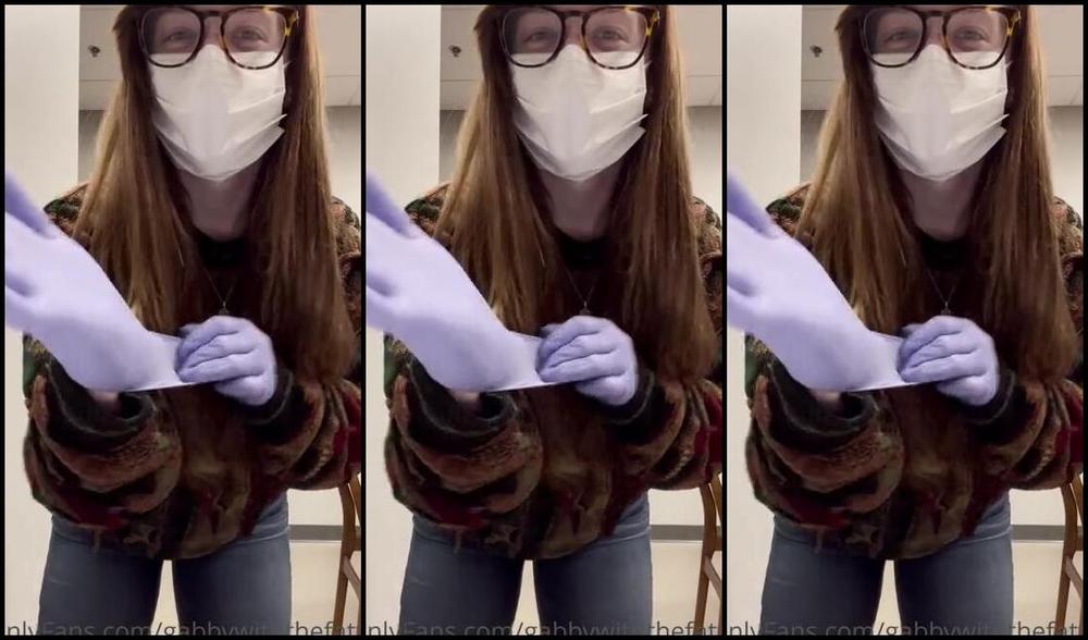 Goddess Gabrielle Nicknamed Dommiemommyy Onlyfans Another Medical Glove Custom Vid With My Coworker Solo 1