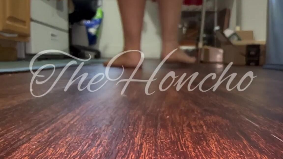 Honcho Nicknamed Thefthoncho Foot Fetish 07 25 2023 Onlyfans Video Morning French Wiggles