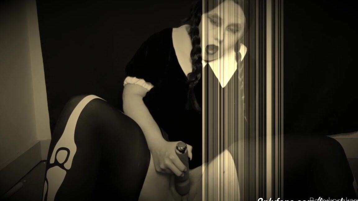 Knockers Wednesday Adams Squirts For You