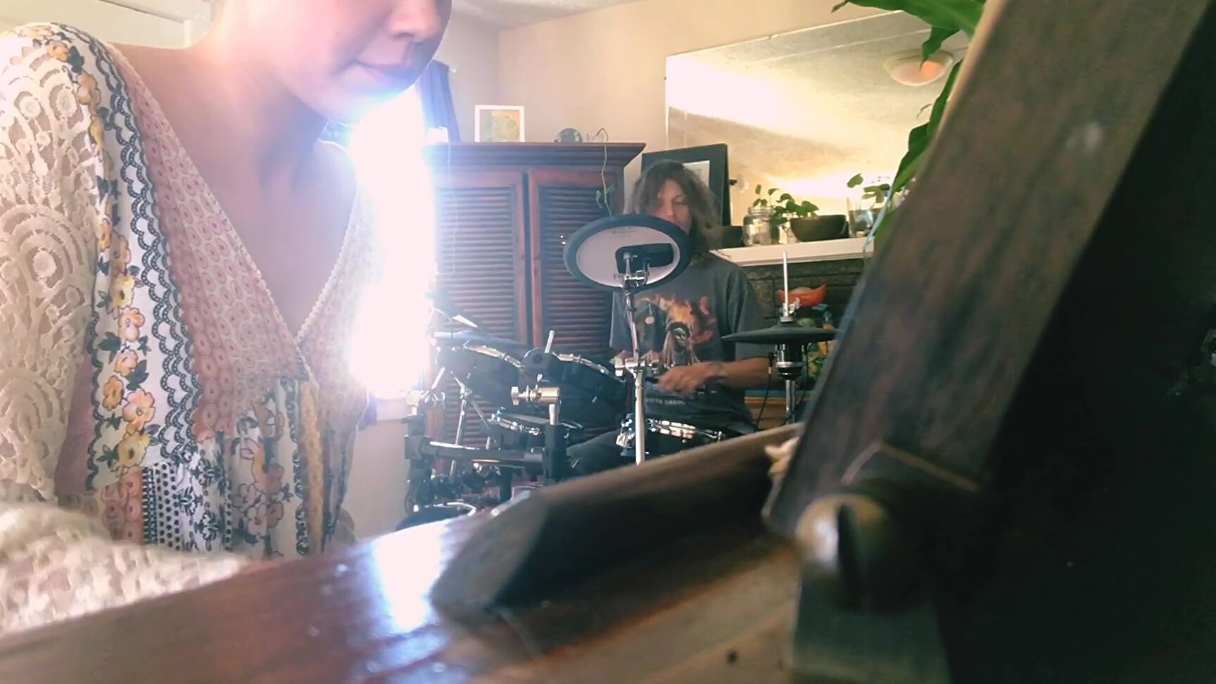 elenakoshkaxoxo-16-10-2018-14765072-jam-sesh