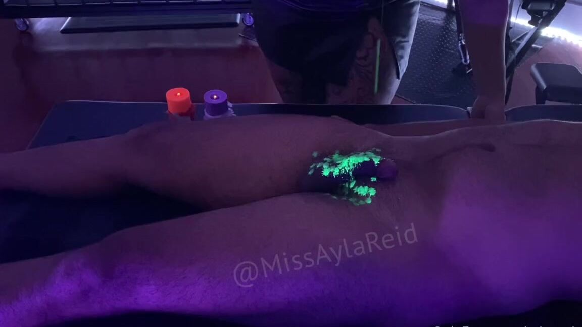 Miss Ayla Reid Nicknamed Missaylareid 08 03 2023 Onlyfans Video Hot Wax Play