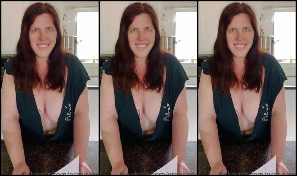 Shawna Nicknamed Granitegirl Onlyfans I M Making Beer Today This Was As A Request For A Down Blouse Video I Didn T Do Ppv So Tips Would