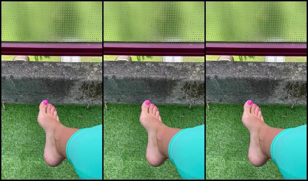 Missrose Heels Onlyfans Waiting 5 Hours For Dhl Did My Nails Do You Like The New Color