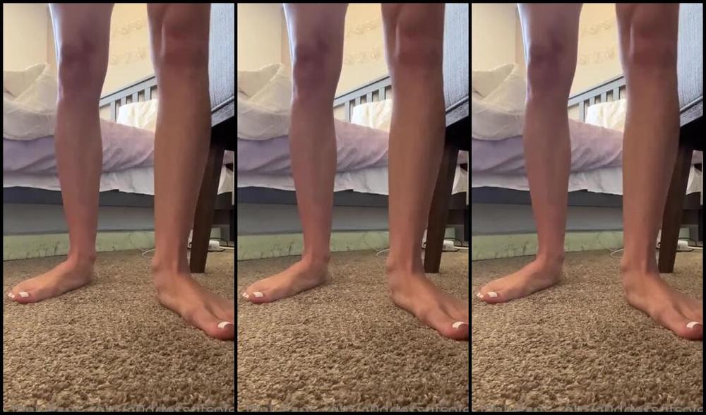 G0Ddessofsoles Nicknamed G0Ddessofsoles Onlyfans Video 6 Min Video Locked Up And Trapped At My Feet