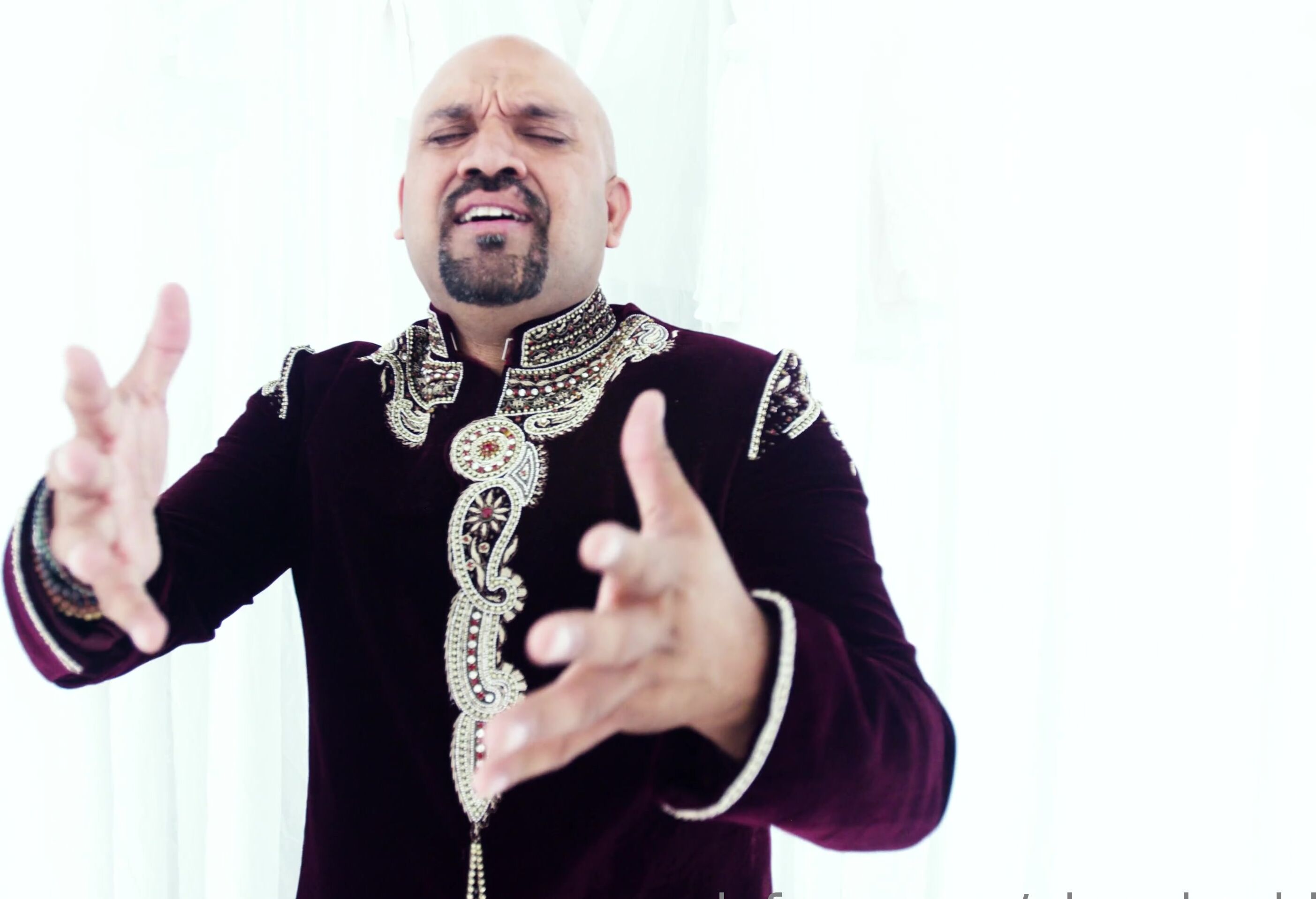 elenakoshkaxoxo-11-04-2019-28024068-you-guys-look....