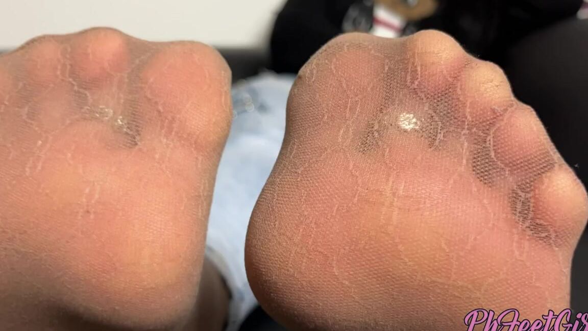 Phfootmodel Nicknamed Phfootmodel 04 06 2023 Onlyfans Video Nylons Removal Red Toenails And Sexy Toerings P P