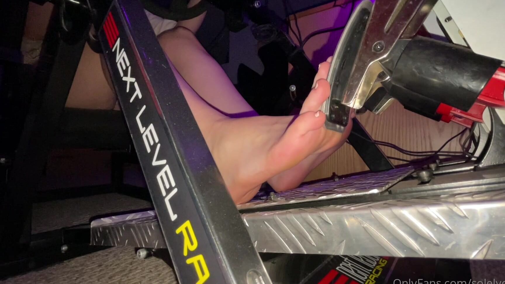 Solelydawn Some Relaxing Sim Racing This Evening