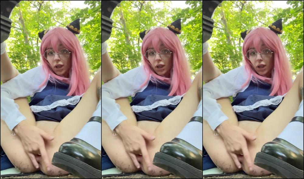 Cutielanalova Outdoor Anya Forger Squirt