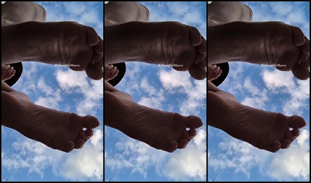 Almighty Maeve Nicknamed Almightymaeve 06 09 2025 Onlyfans Video Hover And Sandal Drop Blue Skies Are Such A Fantastic Sight Dont You Think 57I