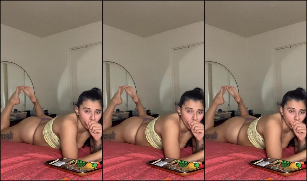 Solidgoddess Admire Me Smoking My Joint Listing To Music