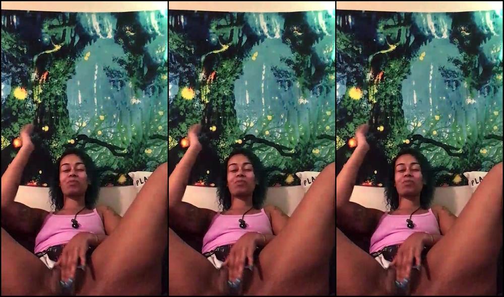 Unicornriah Stream Started At Am Multi Tasking