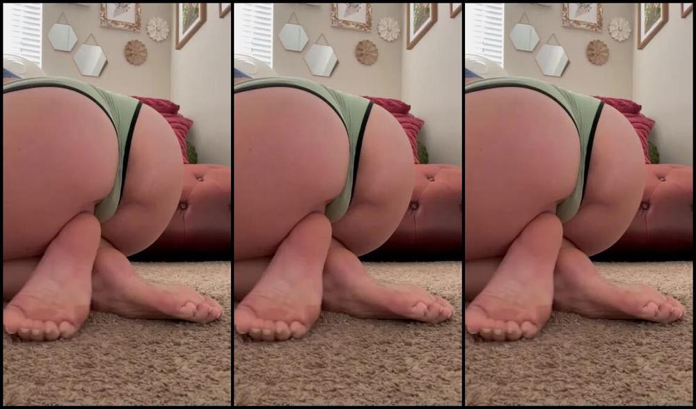 Goddess Mads Nicknamed Mad4Soles Onlyfans My Favorite Thing To Do When I Get Home From Vacation Precisely This