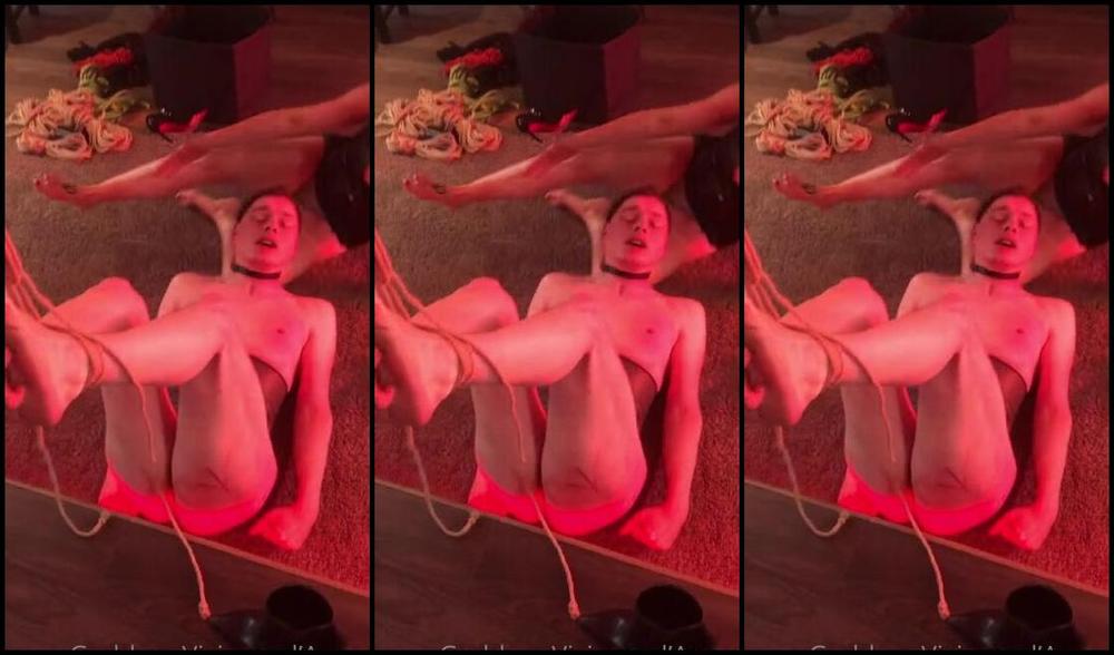 Vivienne L Amour Aka Vlproductionsuk Onlyfans Being Naughty With Nikkyfrench Chloetexas In A 3 Way Session Slavegirljade