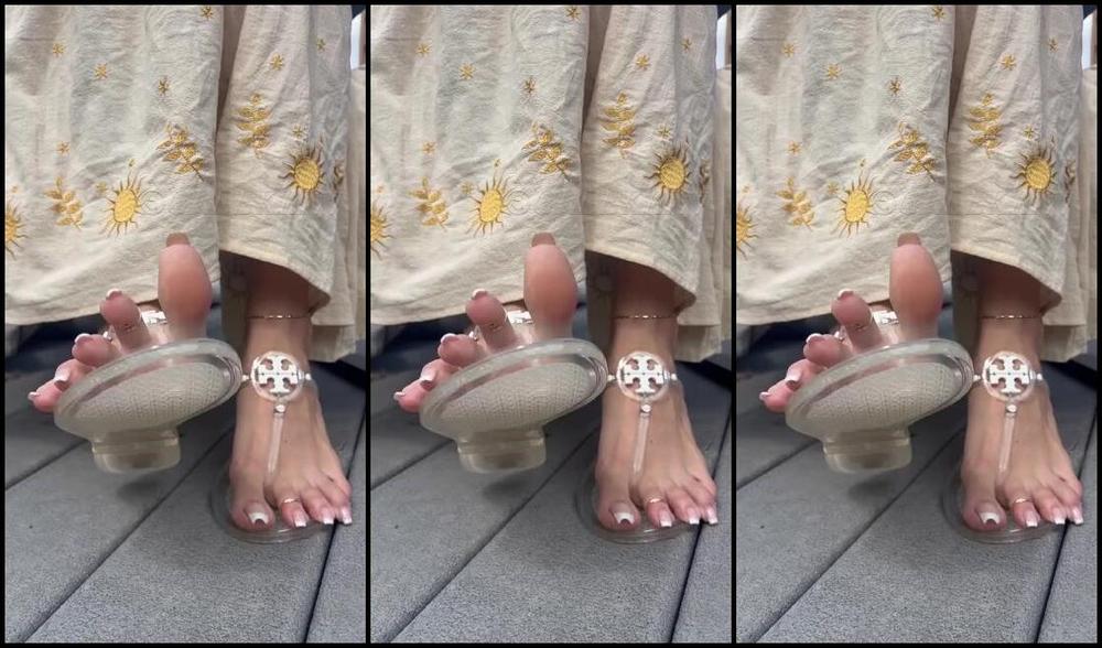 Greek Goddess Li Aka Greekli77 09 07 2024 Onlyfans Video My New Creamy Tory Burch Flip Flops Thank Youuu To One Of My Foot Boys Who