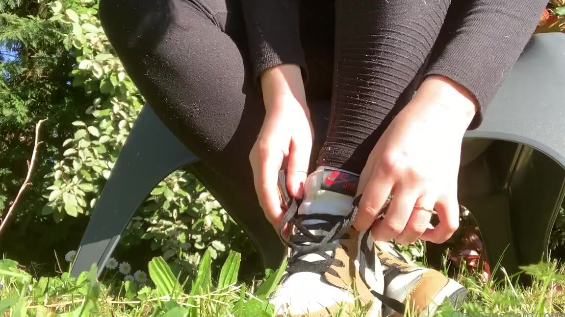 Romy Feet Nicknamed Romyfeet Onlyfans Mme Si Je Ne Suis Pas De Nature Dominante J Aime Bien La Domination Soft Douce