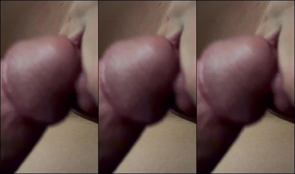 Tootsietreasure69 3509064349 10 04 2024 Feels So Good On My Tongue What Do You Think