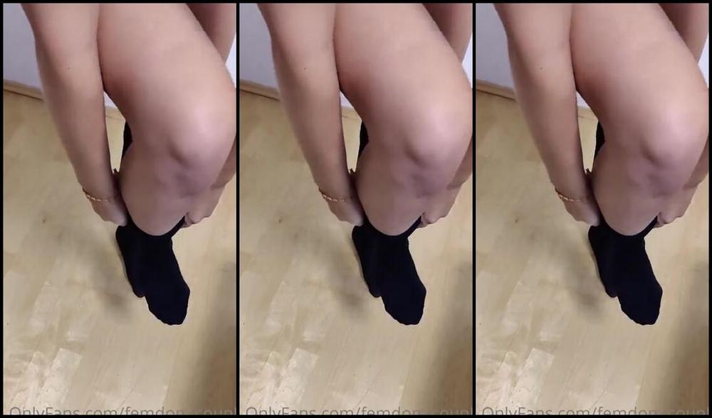 Femdomcouple Femdom 10 04 2022 Onlyfans Video Here Is My Video From Yesterday Evening While I Was Dressing Up I Ordered Hubby