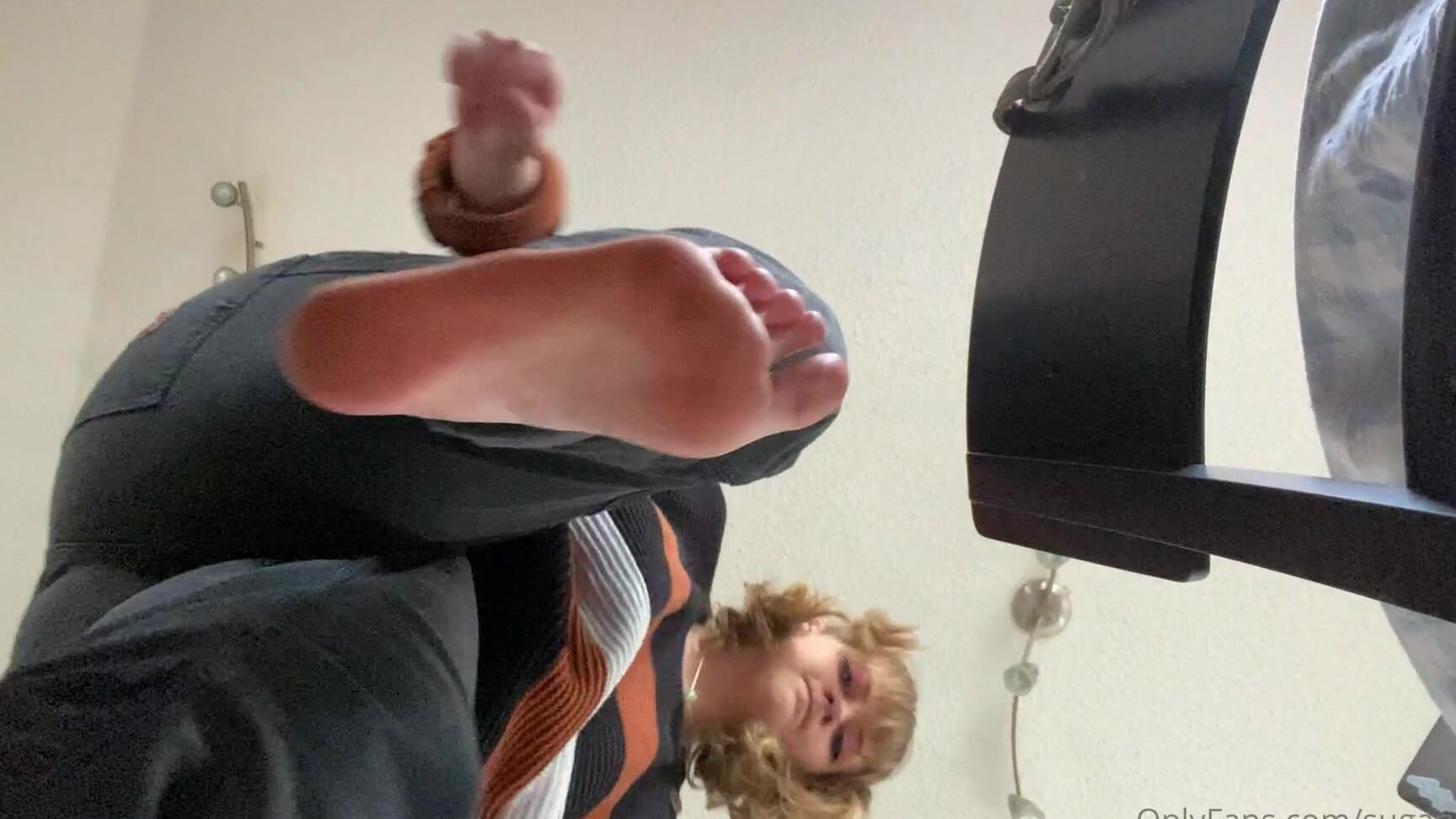 Sugary Sole Pov You Re A Tiny Man Who Sneaks Into My Kitchen I See You Scurrying Across The Floor