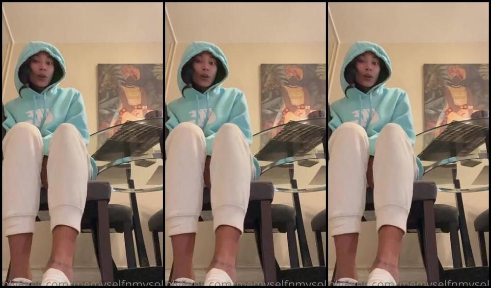 Memyselfnmysoles Onlyfans It S So Cold In Here K