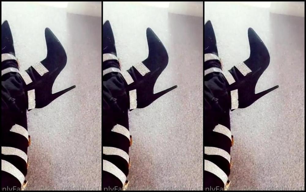 Miss Laura Nicknamed Mistresslaura11 Onlyfans Clip Beg To Be In Place At My Booted Feet Show Me That You Understand