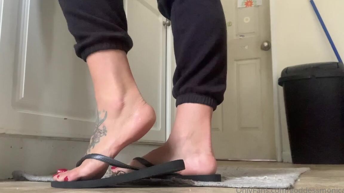 Goddessmonica00W Onlyfans Flip Flop Friday7P