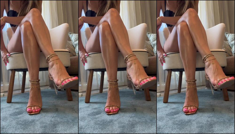 Simplymilena Just A Little Bit Of Shoe Play On A Wednesday