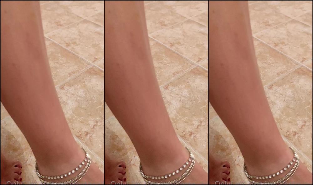 Missfeetevavip Quanto Mi Piace Farmi Leccare I Piedi I Love Getting My Feet Licked