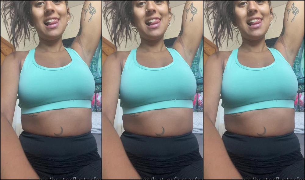 Queenstarb My Armpits Got Super Smelly And Salty After The Gym Love Tasting Them Cum Join Me With T
