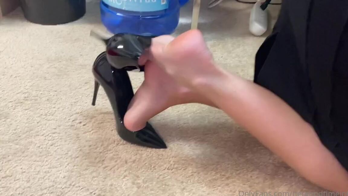 Hergoodtimeinheels Nicknamed Hergoodtimeinheels Onlyfans Video 456