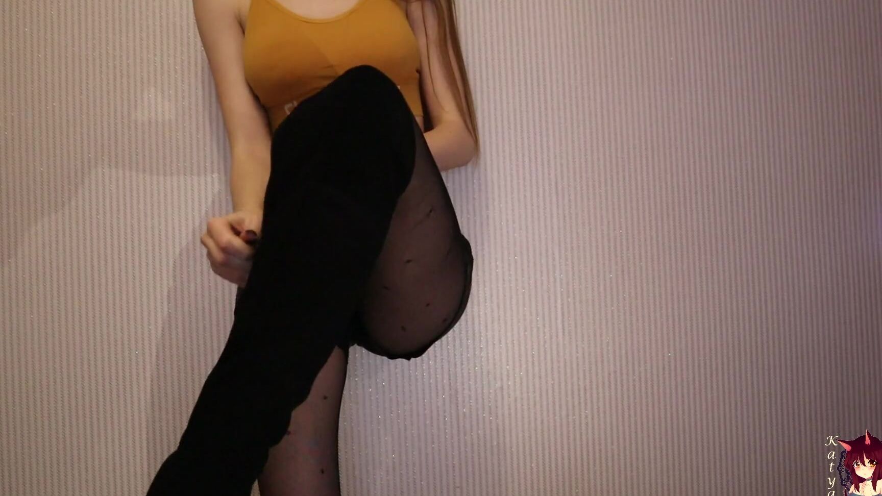 Katya Shien skinny girl in boots and leather shorts moves sexually Pornhub