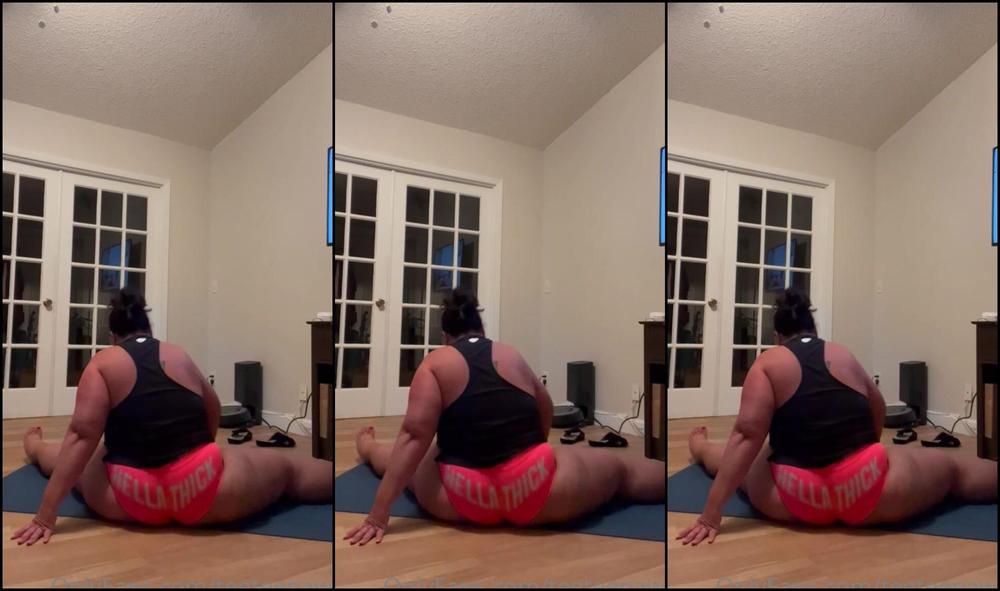 Teeteepawg My Live Isn T Working Good Morning Yoga For You