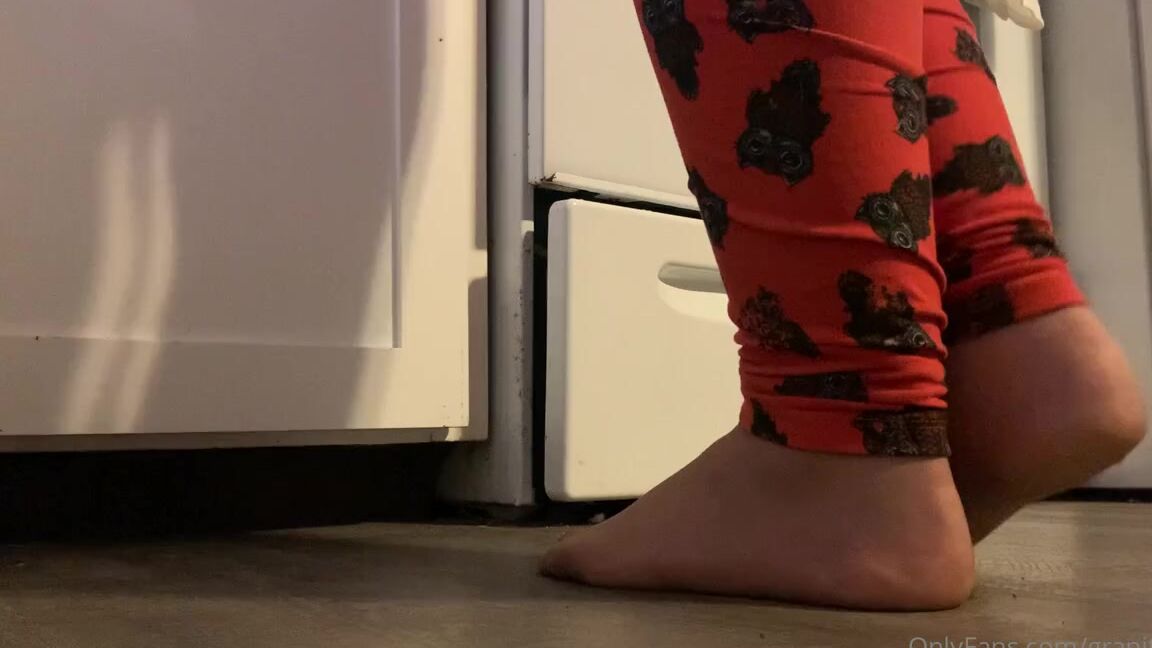 Shawna Nicknamed Granitegirl Onlyfans Floor Cam