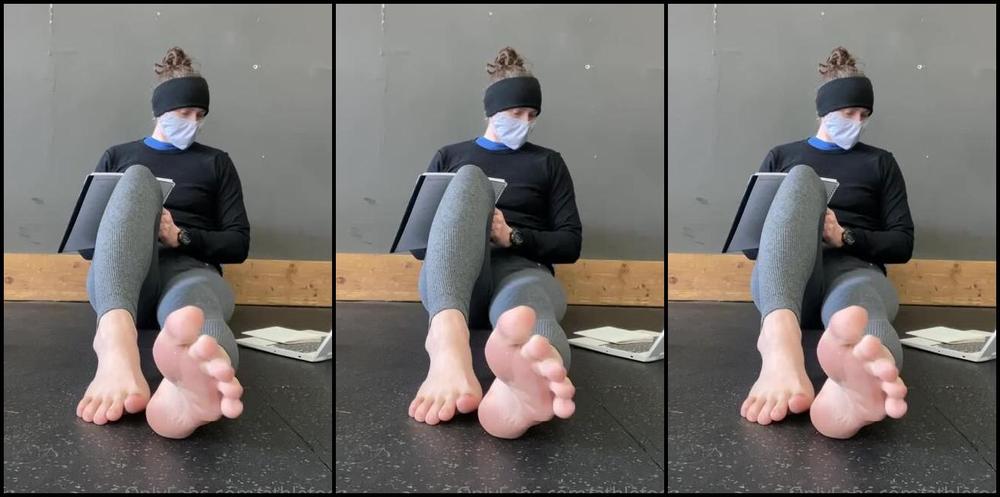 Athletoes Nicknamed Athletoes Onlyfans Let S Plan 2022 My New Planner Finally Arrived So I M Moving My Goals From My Scratch