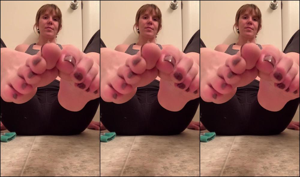 Fityoginina Stripping To Get In The Shower Last Night The Last Bit Of This Video Will Arrive In Y