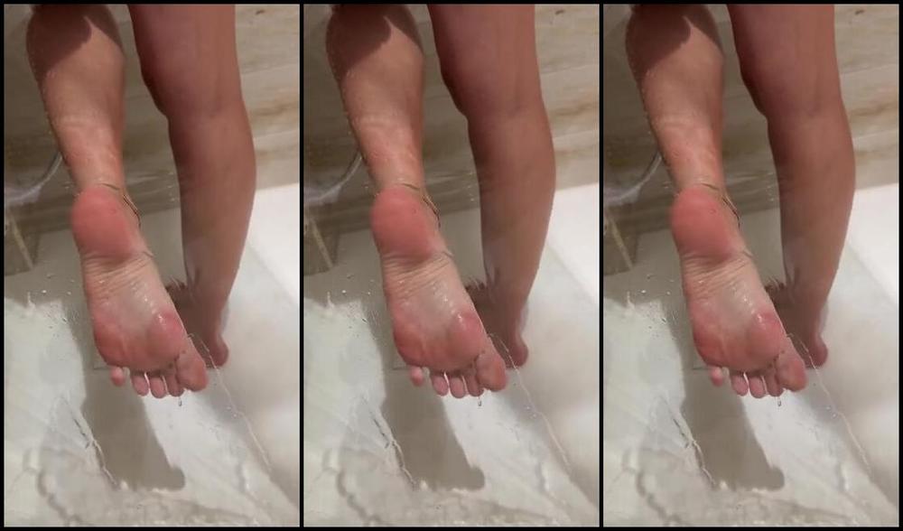 Barebylola Nicknamed Barebylola 07 28 2025 Onlyfans Video It Doesnt Get Any More Real Than This Im Standing Barefoot In The Shower Wet