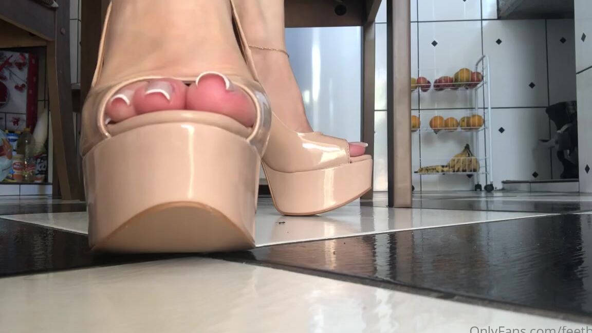 Feetbraga Onlyfans E Essas Unhas Nesse Salto