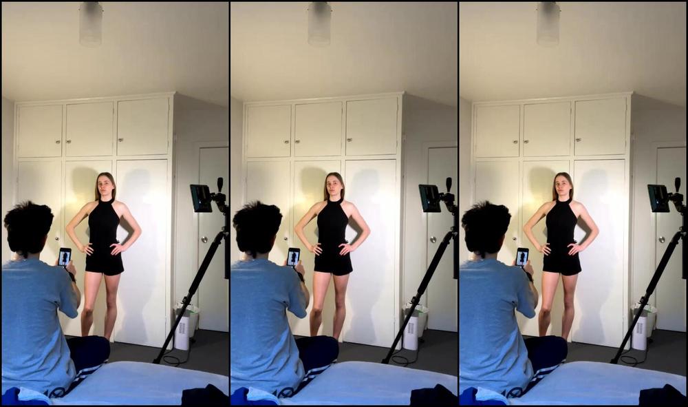 Rhiannnonhughes Stream Started At Am Selling My Clothes