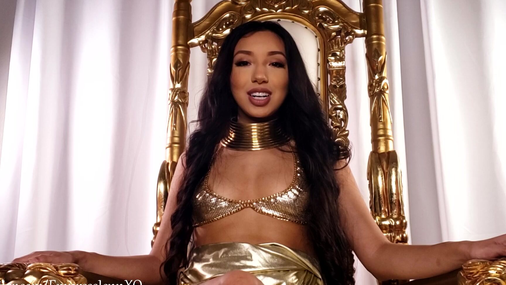 Empress Jennifer Sweet Arms