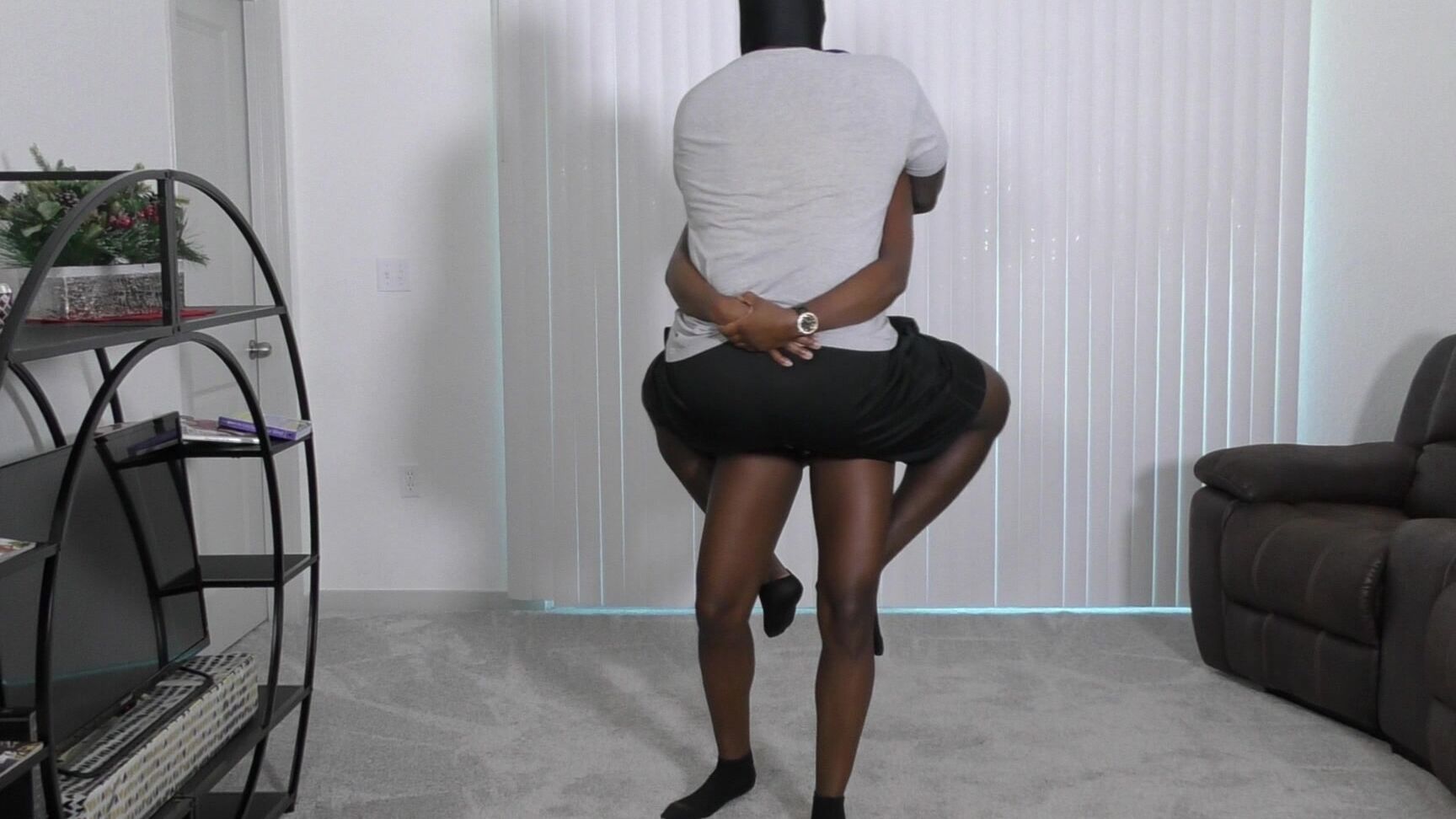 "Alexis Rain" big tits, black & ebony, exercise, lift & carry, tall women Paris lifts Beary manyvids