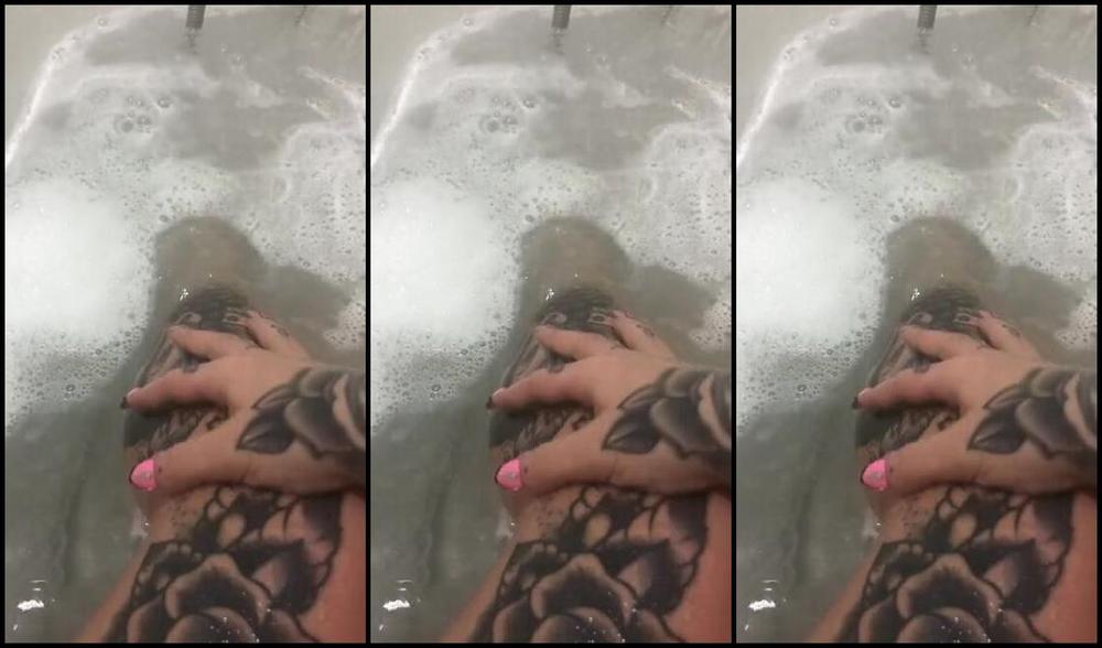 Latinamarina Onlyfans Bath Time