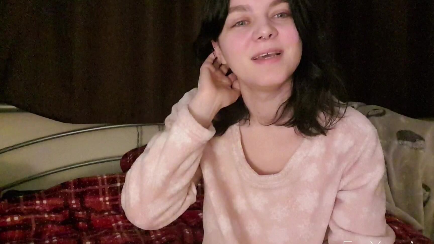 "EveYourApple" teens (18+), glass dildos, vlog, sfw, covid-19, free FREE Showing my New Glass Dildo manyvids