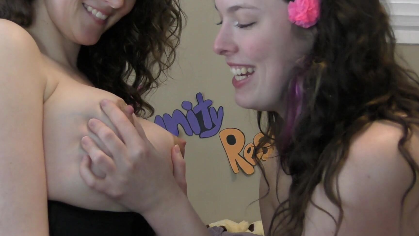 Hayleelove Tigger Rosey Lactating Milf Titties P Fps