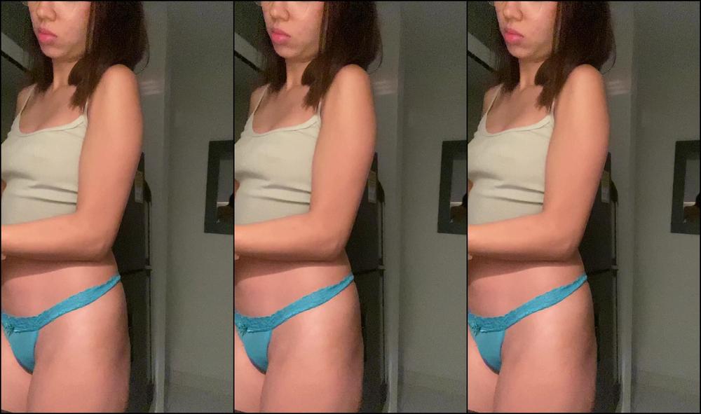 Lucia Vargas 3229128795 04 03 2024 In A World Full Of Trends She S A Timeless Beauty Timelessandsexy